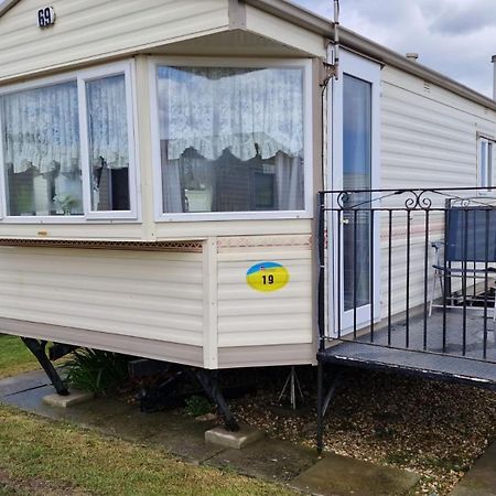Beachside, Family-Friendly, Wifi, 6 Berth Caravan 19 In Ingoldmells Exterior photo